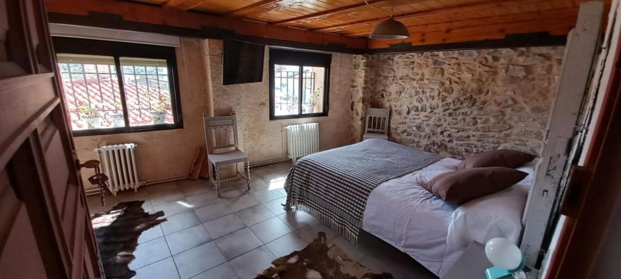 Casa Del Abuelo Pedro Pensionat Las Majadas Exteriör bild